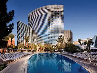 Hotel Aria em Las Vegas - Piscina e Hotel