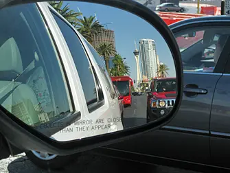 Alugar um Carro em Las Vegas - Retrovisor