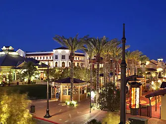 Shoppings Outlet em Las Vegas - Town Square